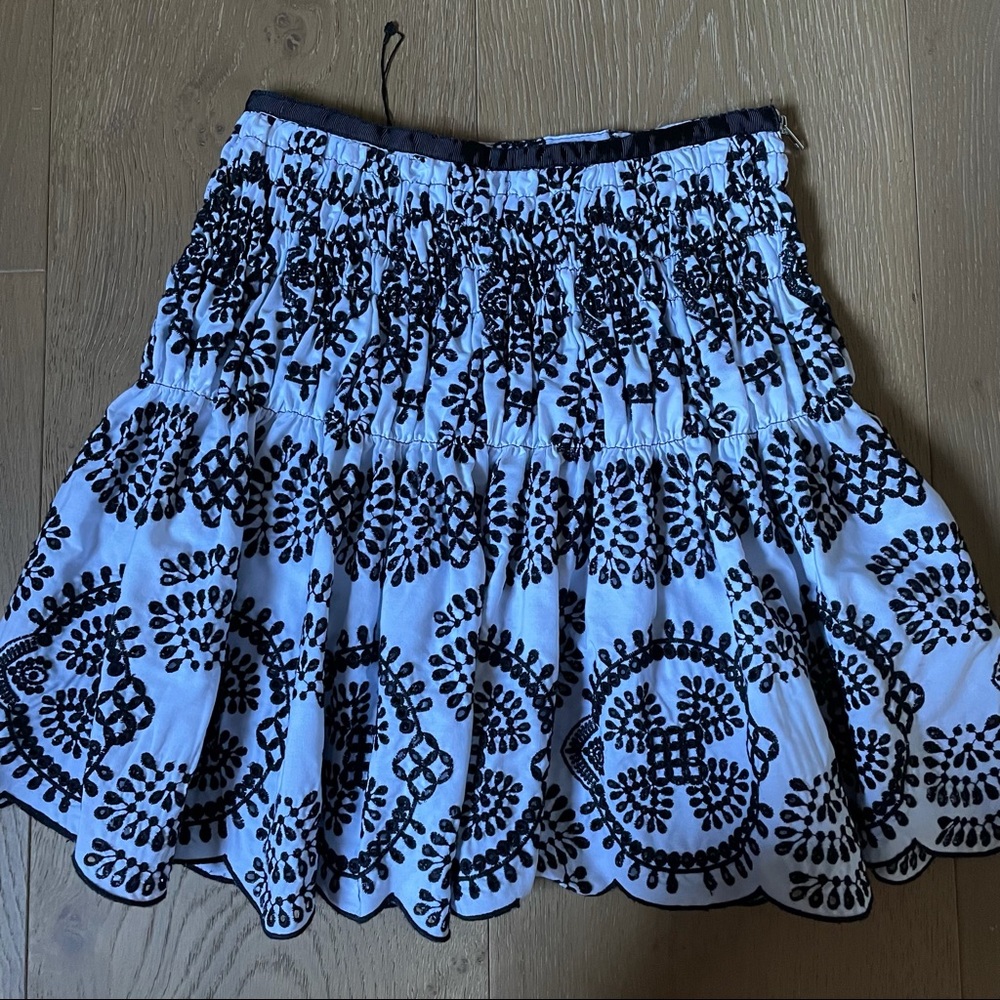 Zara white and black floral embroidered skirt